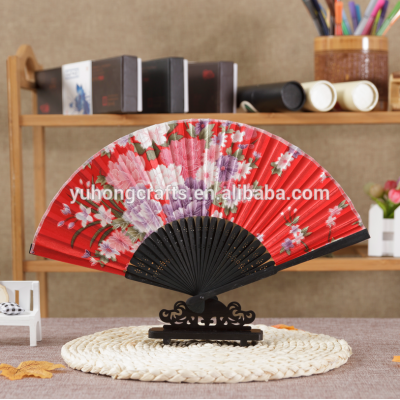 The existing fabric folding fan with bamboo ribs